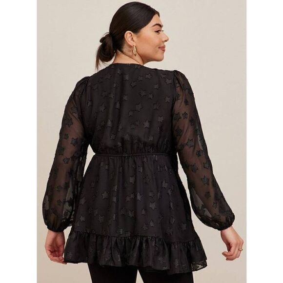 Torrid Size 1X Lurex Star Surplice Ruffle Hem Top Black Plus Size Blouse U - Picture 2 of 11